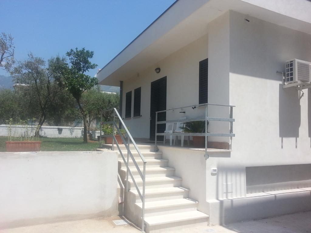 Il Girasole Formia Guesthouse Rooms Eksteriør bilde